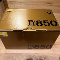 Nikon D850 incluso obbiettivo 24-70mm