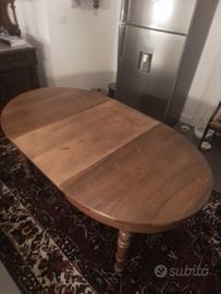 TAVOLO D'EPOCA IN NOCE