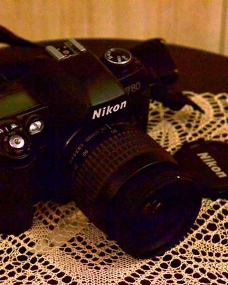 Nikon F80 + Nikkor AF 28-80mm