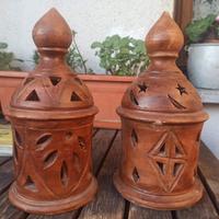 Antiche lanterne indiane in terracotta 