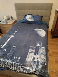 Letto 1 piazza e mezza, moderno, con comodino