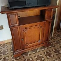 ARREDAMENTO: € 300 completo € 30/50 singolo pezzo