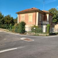 Villino e fabbricati annessi