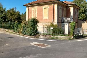 Villino e fabbricati annessi