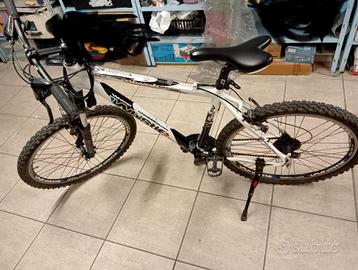 bicicletta mountabike