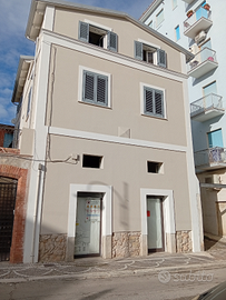 Locale commerciale in zona centrale / corso cavour