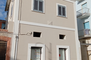 Locale commerciale in zona centrale / corso cavour