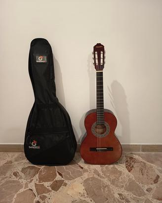 Chitarra da studio in formato ridotto (3/4) 