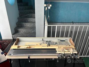 Macchina per maglieria Brother KH 830 + KR 830.