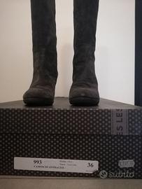 Stivali con il tacco da donna