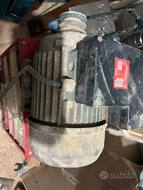 Motore elettrico 220 volt