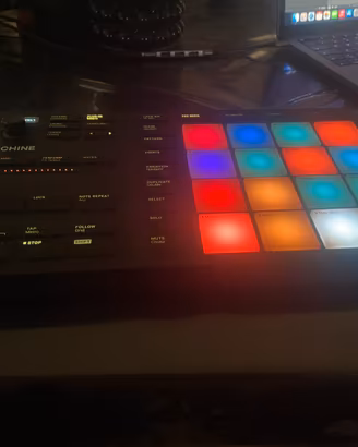 Maschine Mikro mk3 Native Instrument