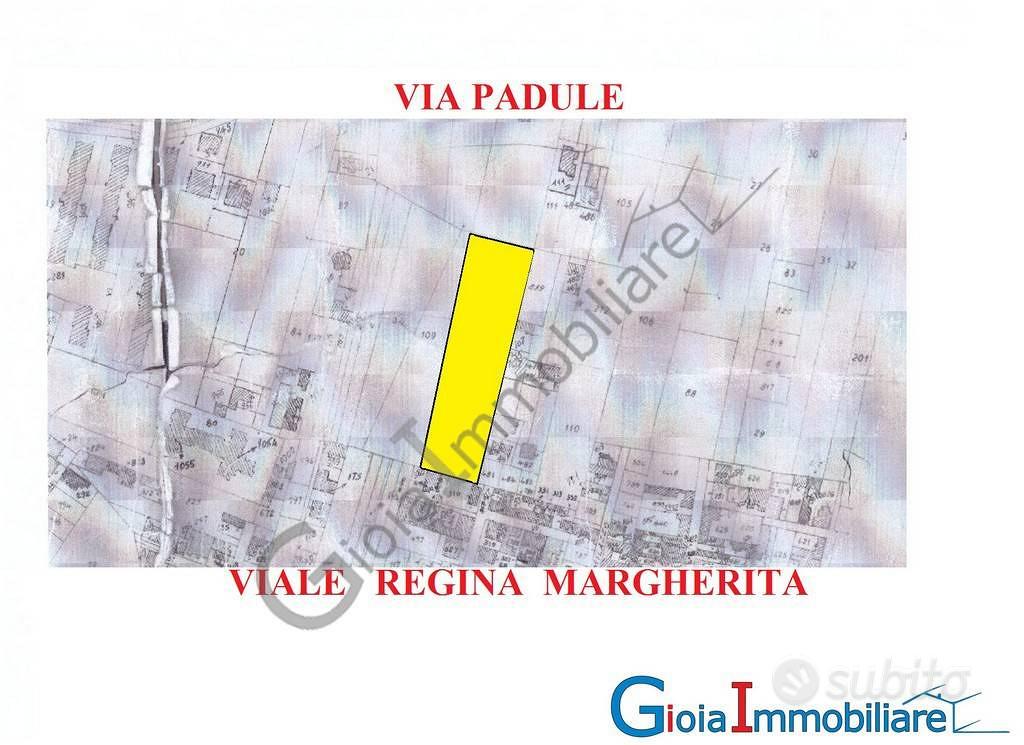 Terreno di 12000 m² a Mondragone - Altro