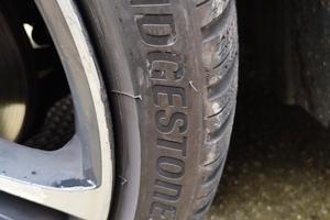 4 gomme Bridgestone invernali 205-45-17 