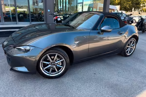 Mazda MX-5 1.5L Skyactiv-G RF Homura