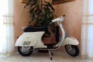 Piaggio Vespa 50 Special 