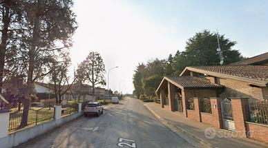 Ampio e luminoso bilocale con giardino