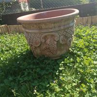 vaso in terracotta decorato