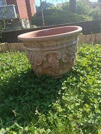 vaso in terracotta decorato