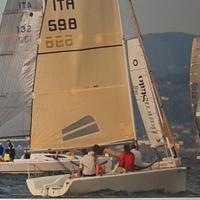 Barca a vela da regata