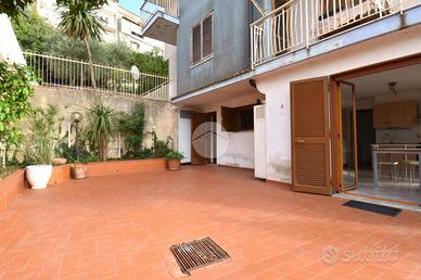 2 LOCALI A TORCHIARA