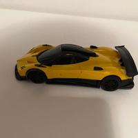 AUTO GIOCATTOLO GIALLA
