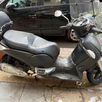 Ricambi Aprilia Scarabeo ligth 250