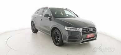 AUDI Q3 40 TFSI quattro S tronic Business Advanc