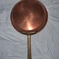 Set di due pentole in rame