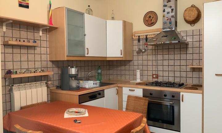 Bilocale Monte San Genesio (Milano)