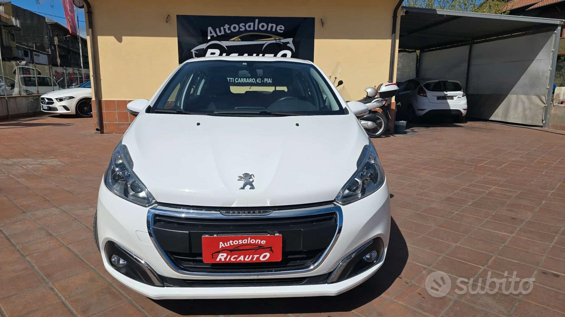 Peugeot 208 2018 photo 2