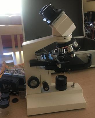 Microscopio binoculare Konus Campus -H 5305