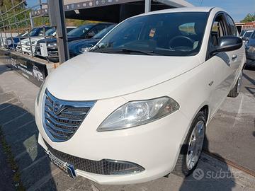 Lancia Ypsilon 1.3 MJT 16V 95 CV 5 porte S&S Silve