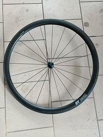 DT Swiss PRC 1400 SPLINE 35 carbon ruota anteriore