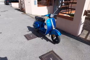 Vespa 50 special