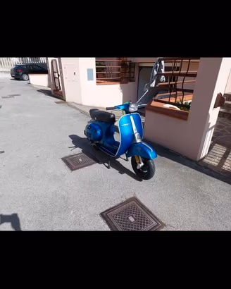 Vespa 50 special