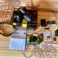 Macchina fotografica Nikon D5600 Kit