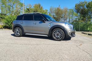 MINI COUNTRYMAN COOPER SE ALL4 Plug-in HYPE