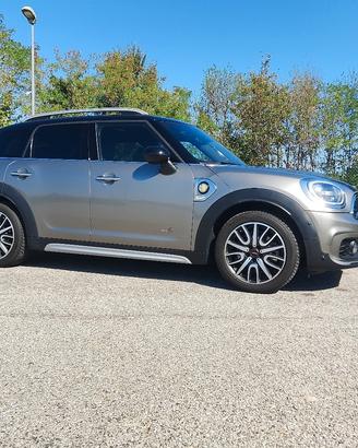 MINI COUNTRYMAN COOPER SE ALL4 Plug-in HYPE