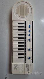 tastiera musicale elettronica 