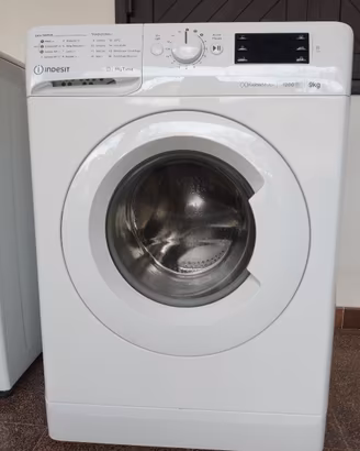 lavatrici da 9 kg una Indesit e una Iberna