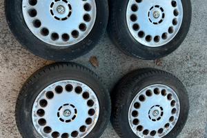 Cerchi ferro 15 con copricerchi alfa 147 156 GT