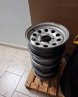 Set 4 cerchi Suzuky Jimny usati