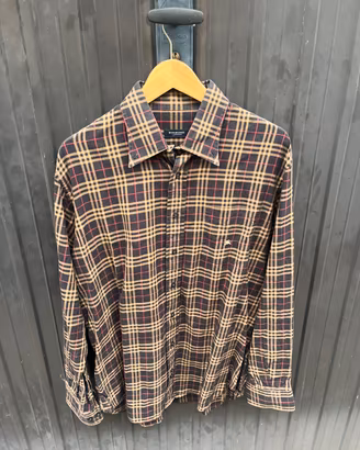 Camicia Burberry nera gialla e rossa