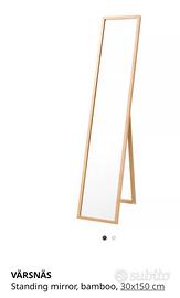 Specchio da terra IKEA VARSNAS in bambù