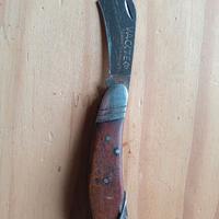 Martello nuovo più un coltello da innesto