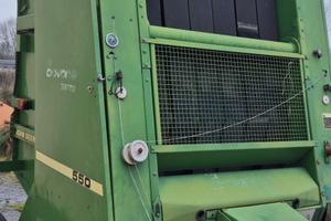 Rotopressa john deere 550 spago