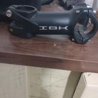 Attacco manubrio mtb