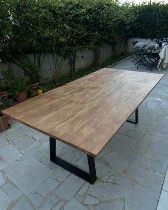 Tavolo in legno