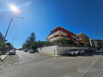 6 LOCALI A TRANI